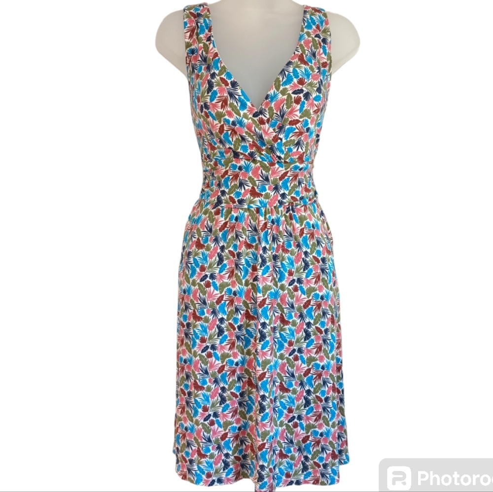 Boden Effie Sleeveless Jersey Dress with Ruched Waist Ivory Palm Print Size 10